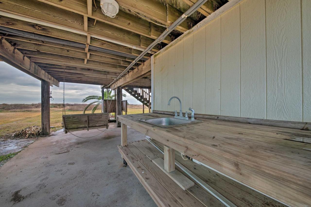 Galveston Beach House With Private Deck And Gulf Views Exterior photo